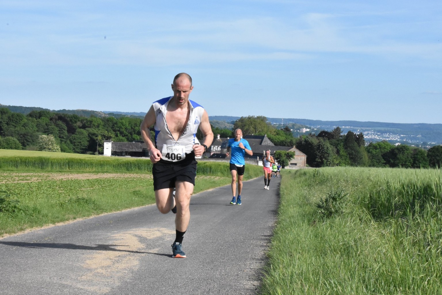 /d/evt/Int.VolkslaufUndWalkingRundUmRommersdorfberDenRheinsteigNeuwied/1586687775690.jpg