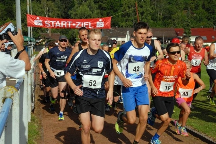 /d/evt/JakobScheuringLaufGaggenauOttenau/1587630842586.jpg